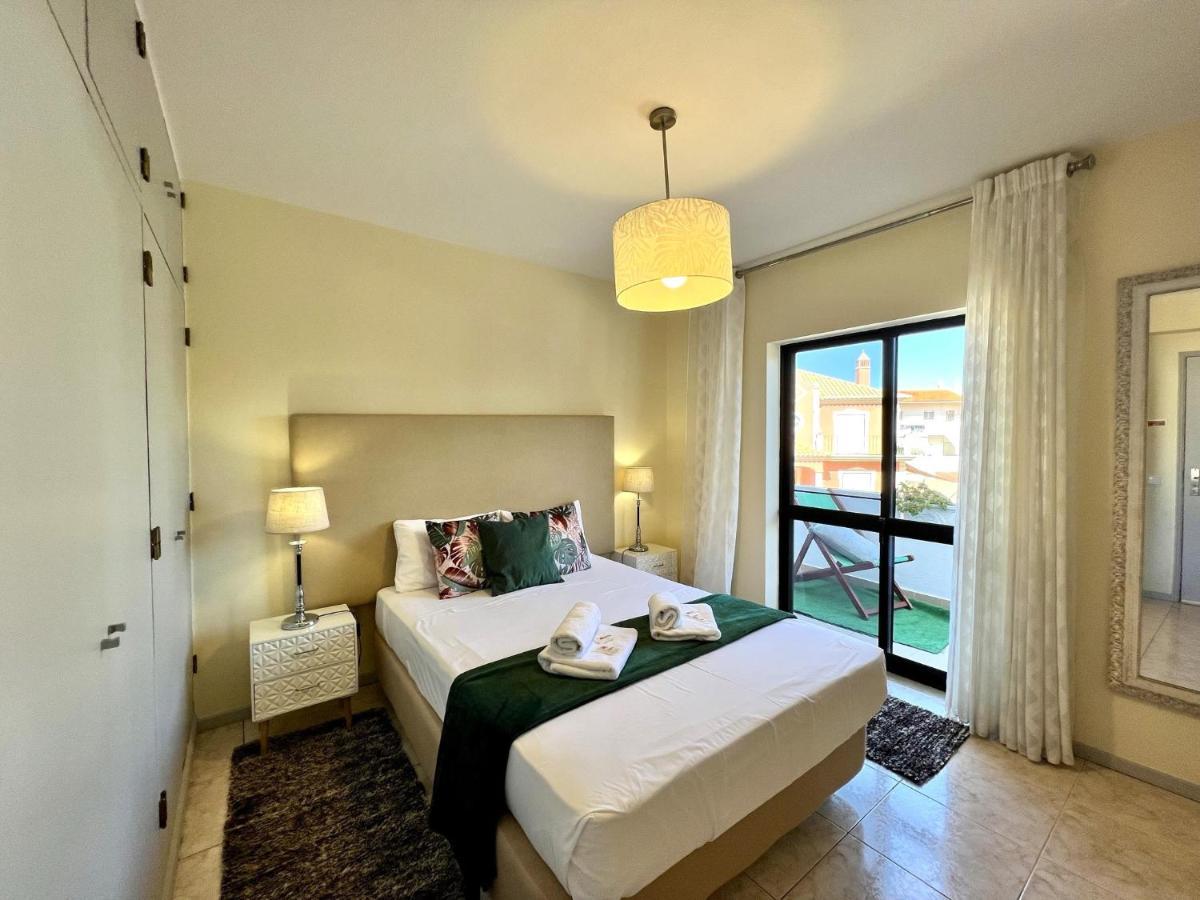 Faro Airport Flat 6 By Homing Apartment Bagian luar foto